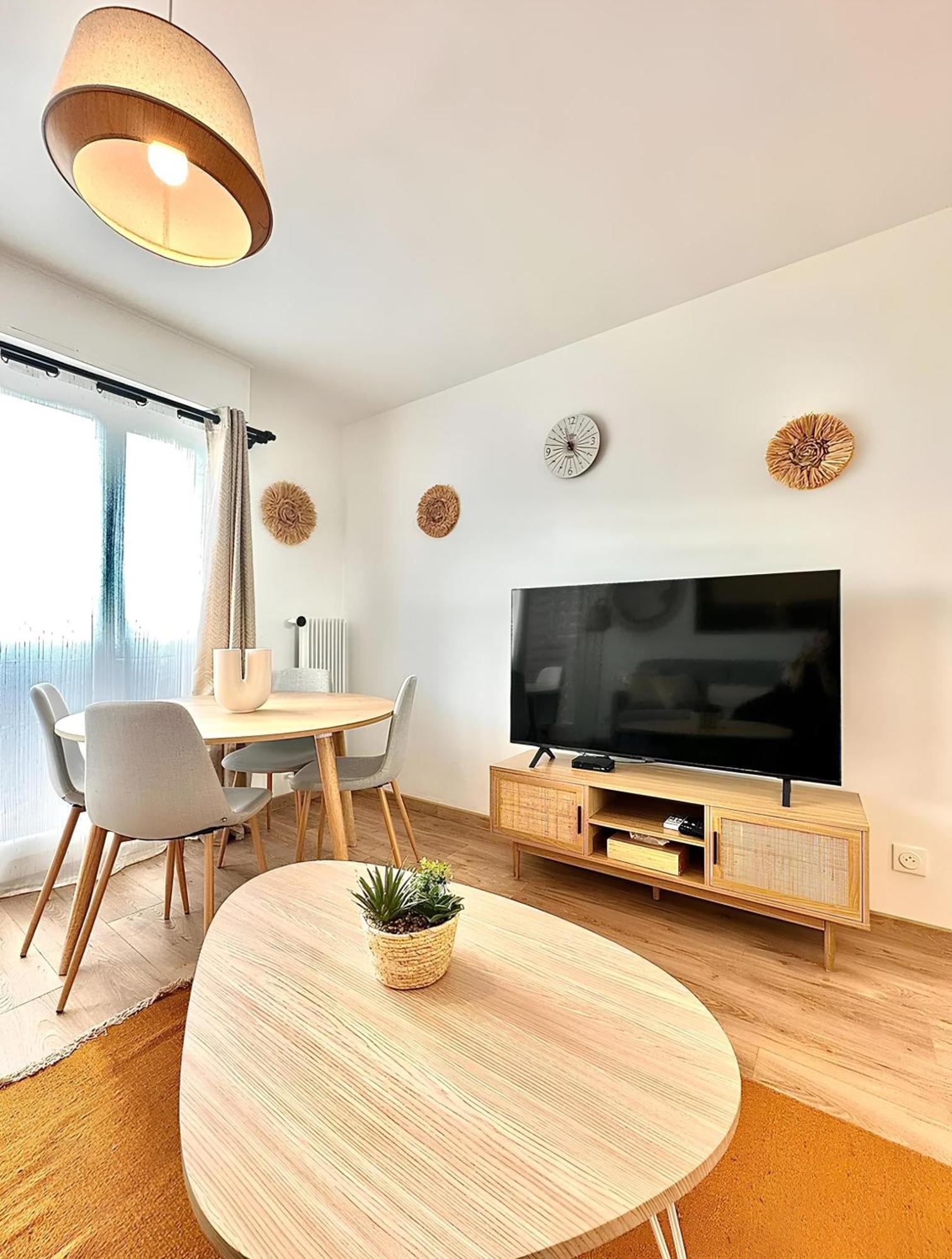 Magnifique Appartement En Face Du Stade Velodrome Marselha Exterior foto